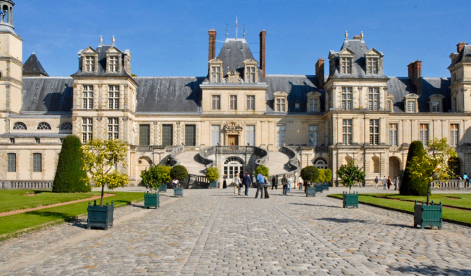 The extravagant exterior of the Fontainebleau chateau in France