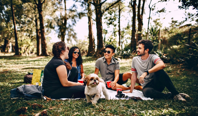 A group of Couchsurfers having a picnic together