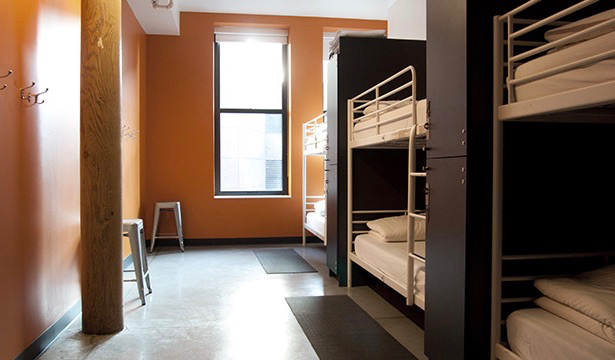 travel hostels boston