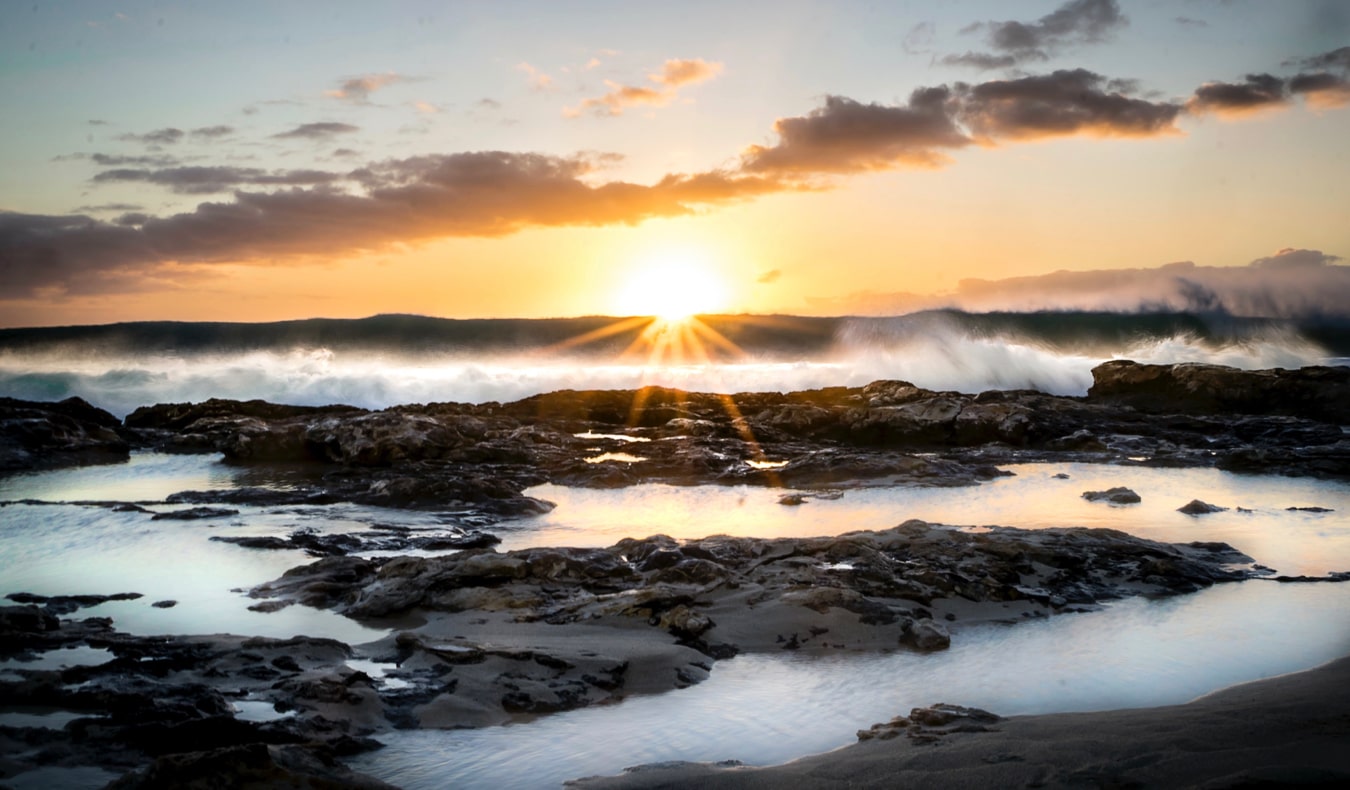 The rugged coast of Waianae on the west coast of Oahu, Hawaii