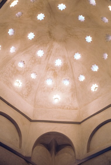 ornamental hammam ceiling