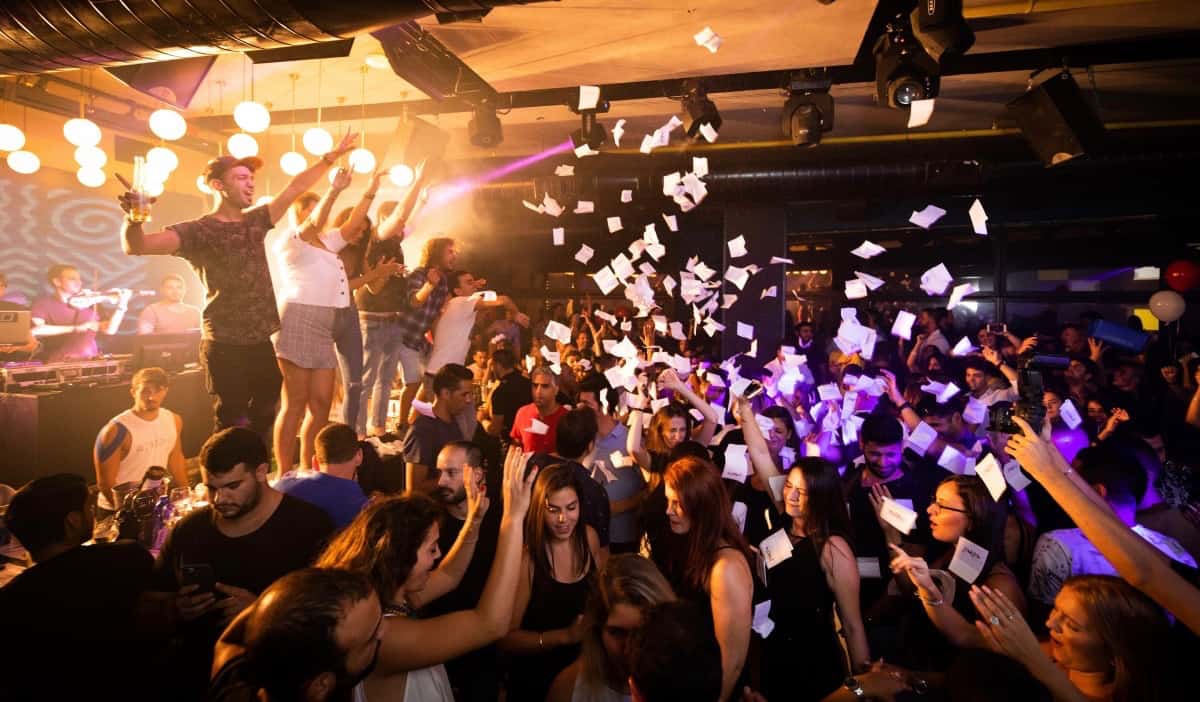 The Best Clubs in Amsterdam for a 24/7 Party - Hostelworld Travel Blog