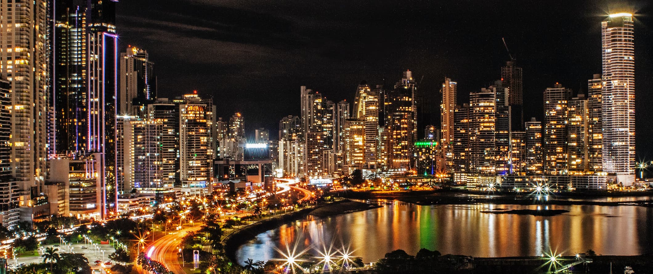 traffic and city skyline views in Panama City
