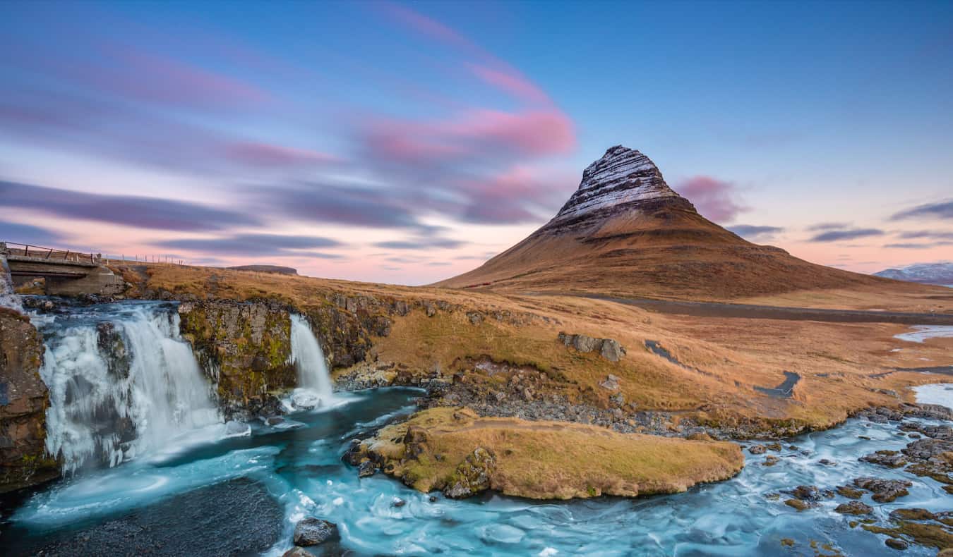 The Ultimate Guide to Vatnajokull National Park - Play Iceland