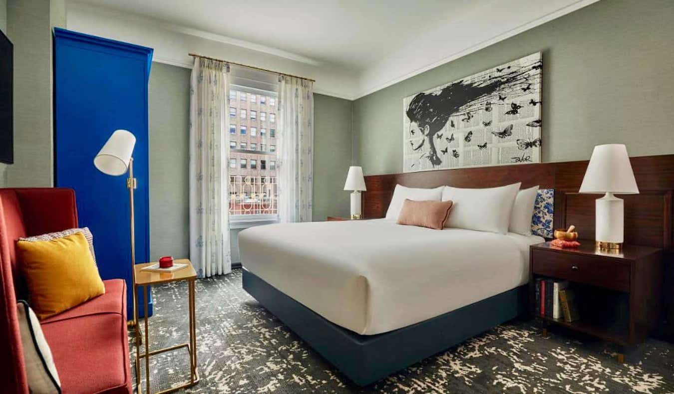 Stunning hotel rooms filled with art from the San Francisco Hotel Emblem, USA