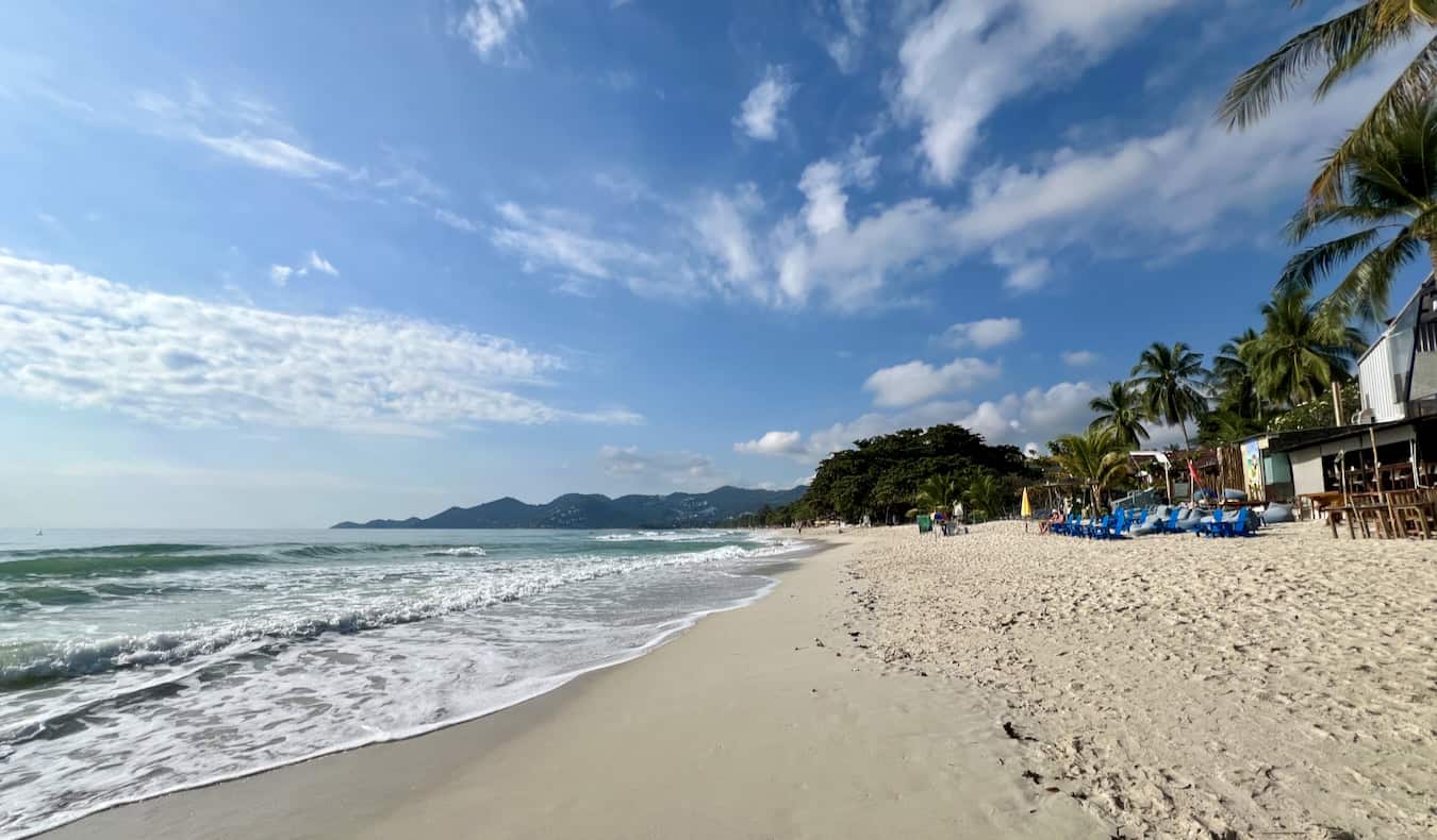 The stunning beaches of Thailand on a bright and sunny day