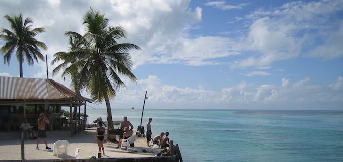 在伯利兹的Caye Caulker分裂