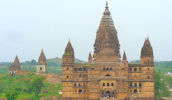 Medieval city of Orchha surrounded by green jungle