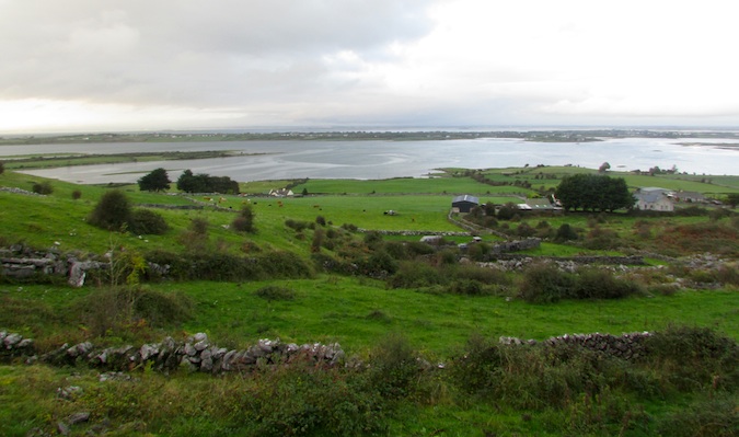 a castle in ireland near galway