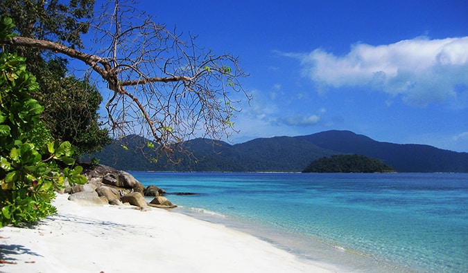 泰国高利佩海滩的宁静景色