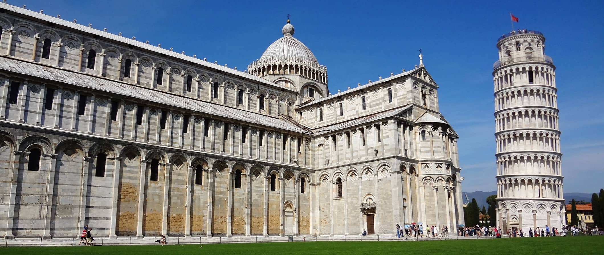 The famous leaning tower of Pisa in Pisa, italy