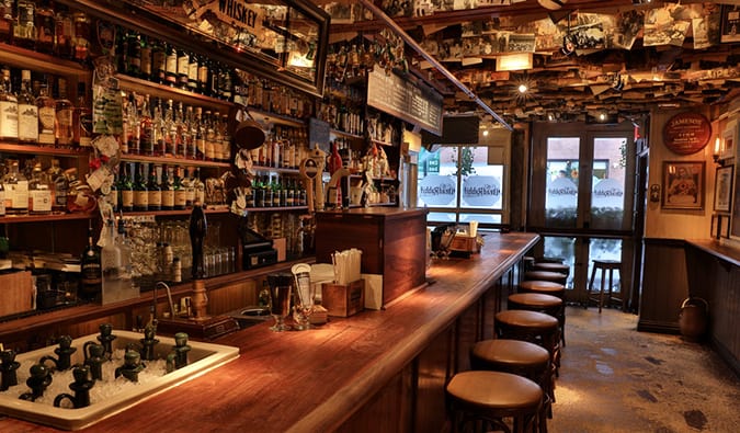 1920s bar decor