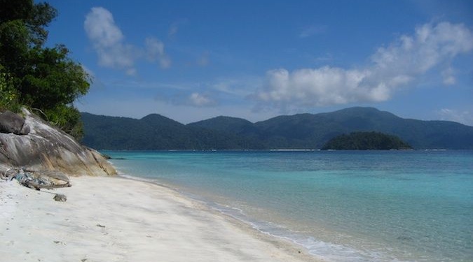 White sand beaches near Ko Lipe, Thailand