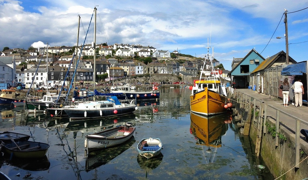 Lots of boats in the Mevagissey Harbour in England